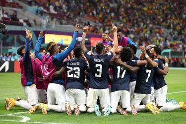 🎥 | Het zat eraan te komen: Enner Valencia schiet Ecuador op 1-1 tegen Oranje