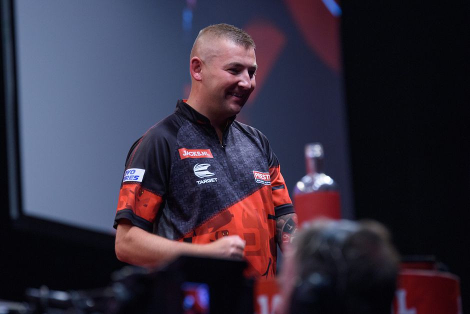 Nathan Aspinall gaat na matige halve finale proberen om Nederlands feestje te verpesten