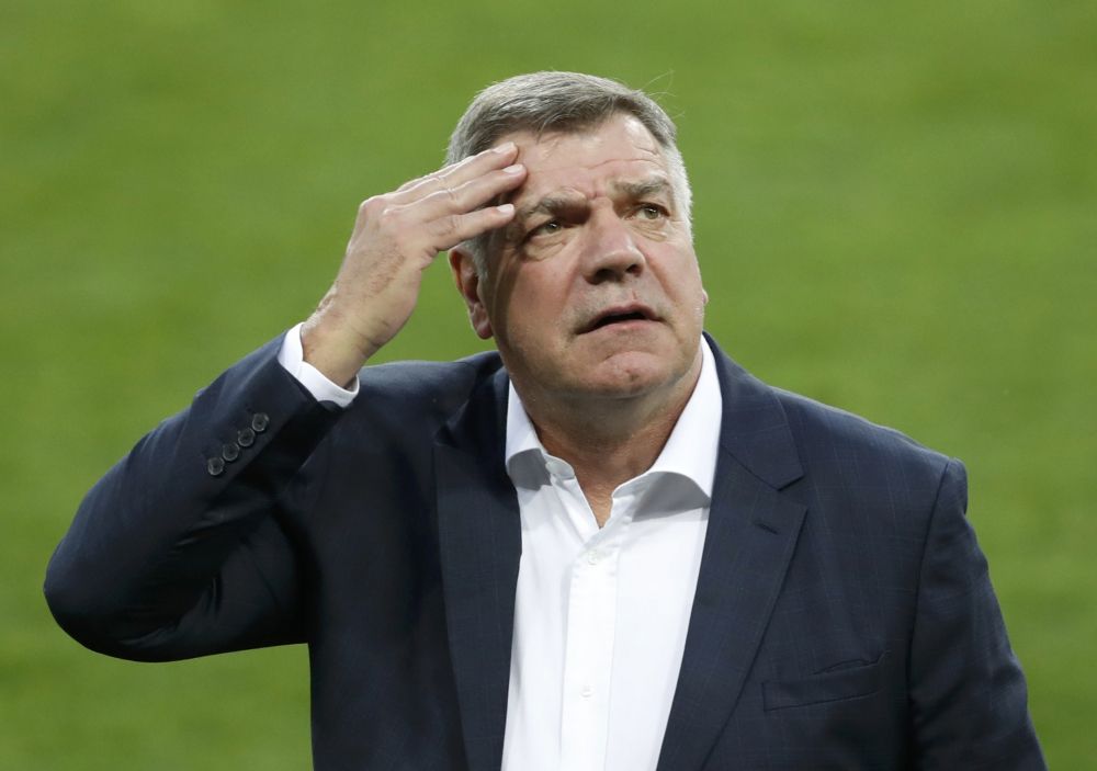 Engelse bondscoach Allardyce ontslagen na corruptieschandaal