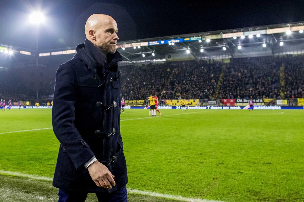 Boze Utrecht-supporters doen Ten Hag weinig: 'Dat gezang is maar emotie'