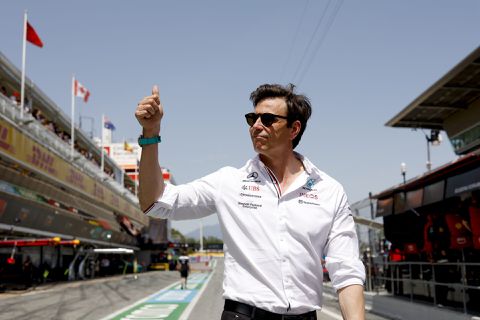 Mercedes-teambaas Toto Wolff: 'Er zit nog meer aan te komen'