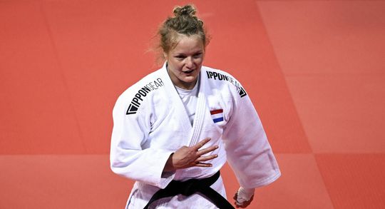 Sanne van Dijke pakt zilver op EK judo in klasse tot 70 kilogram