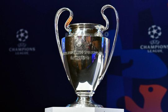 Op deze datum is loting groepsfase Champions League: dit zijn mogelijke tegenstanders Ajax en PSV