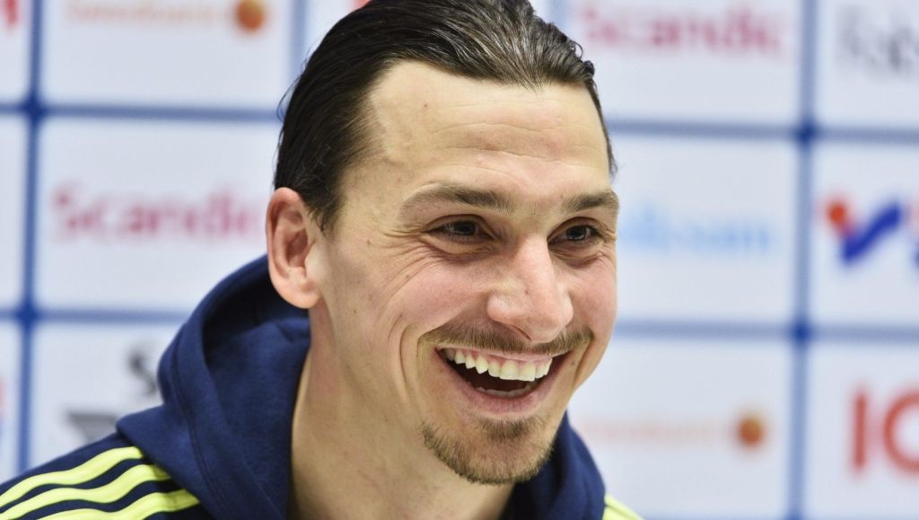 Ibrahimovic bevestigt interesse uit Engeland