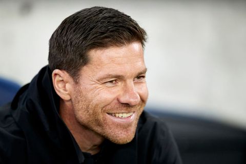 Xabi Alonso is de nieuwe trainer van Bayer Leverkusen: 'Deze taak spreekt me erg aan'