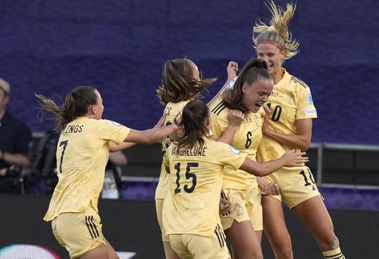 Bondscoach van Belgische vrouwen: 'Dit is de grootste stunt ooit in het vrouwenvoetbal'