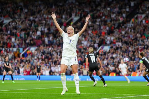 Engeland opent EK in eigen land met gezapige zege op Oostenrijk