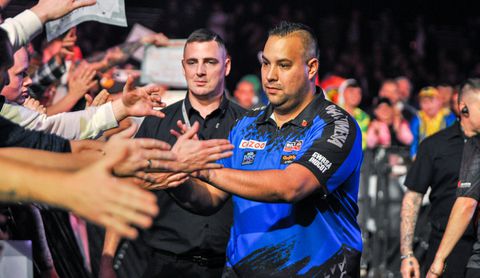 1e Nederlander bij WK darts naar huis na verlies van Wattimena tegen Rafferty