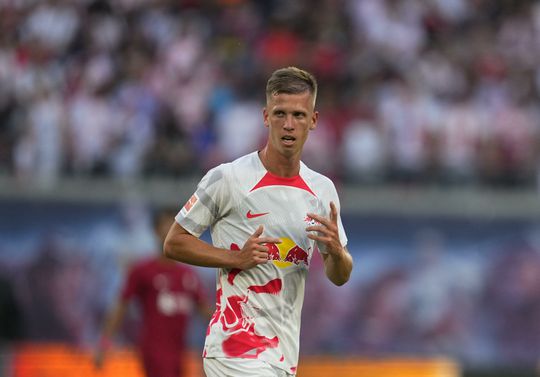 🎥​ | Sluwe Dani Olmo legt na blessure bal op zijlijn, Bayern München-speler maakt hands