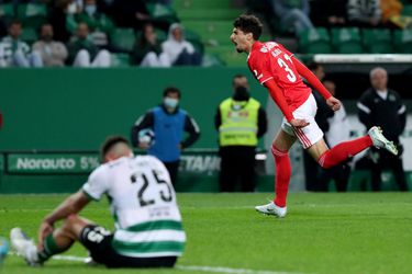 Dérbi de Lisboa gewonnen door Benfica: Lissabon kleurt rood