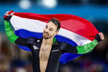 Kjeld Nuis wint eindklassement op de 1500 meter van de wereldbeker bij de mannen