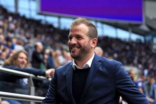 🎥 | Rafael van der Vaart sloeg Liverpool af: 'Ik hield nog te veel van frikandelletje van mijn moeder'