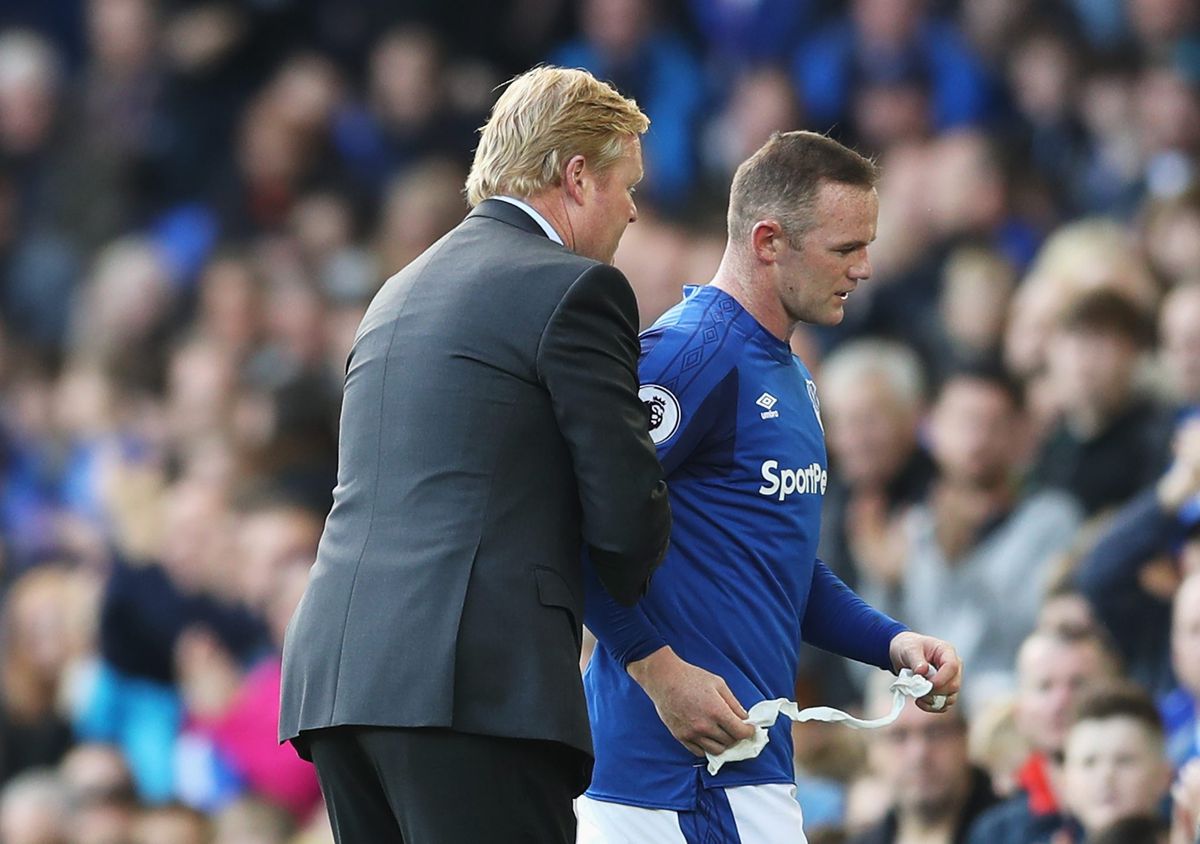 Koeman grijpt in bij zoekend Everton: Rooney op de bank