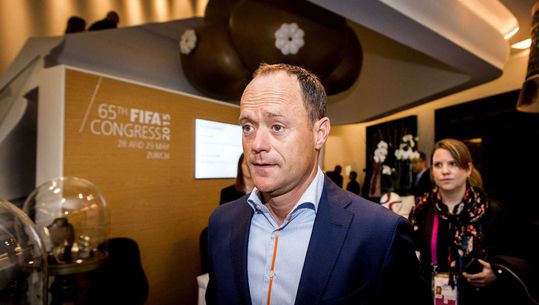 Van Oostveen: Blatter zal gewoon vertrekken