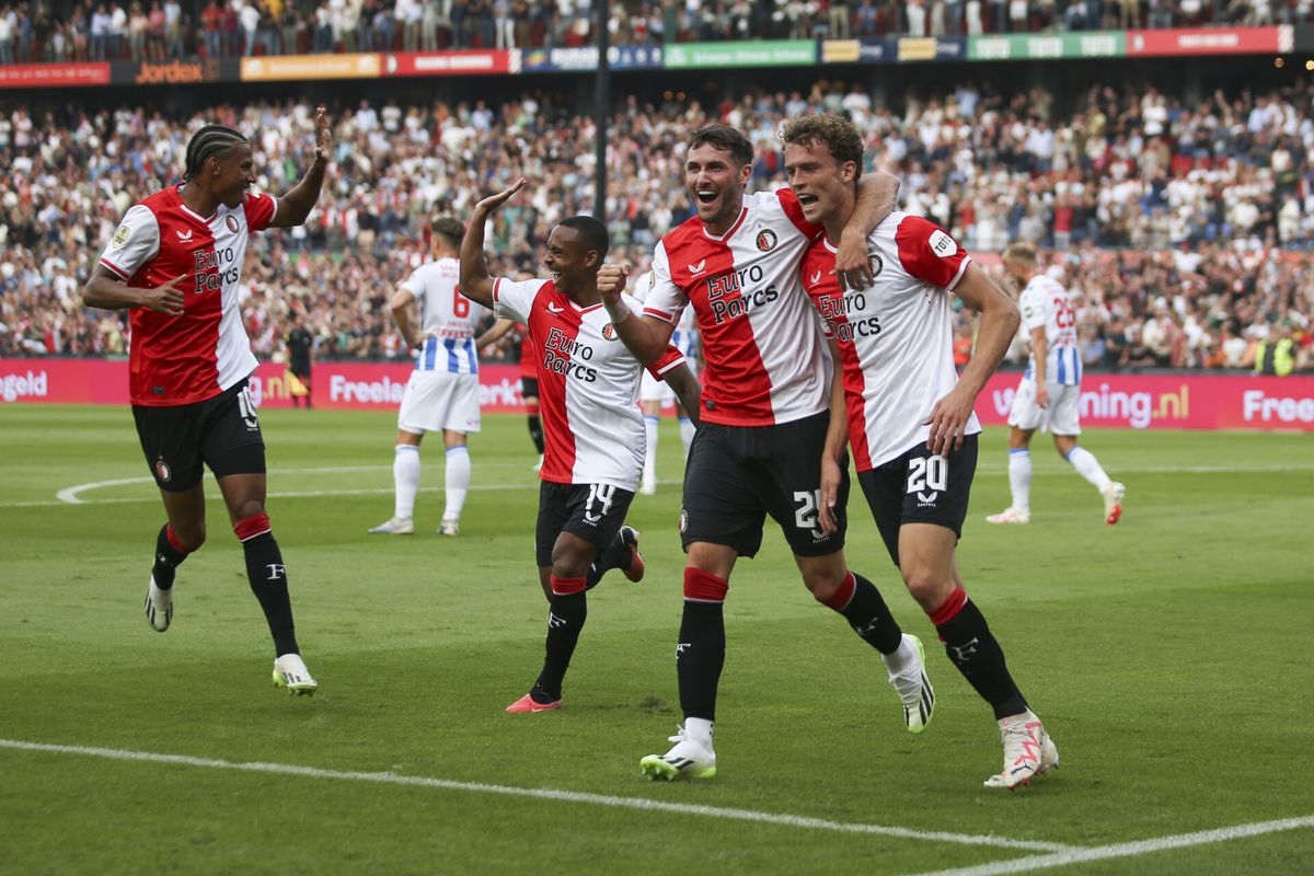 Feyenoord geeft voetbalshow tegen Heerenveen en lijkt klaar voor de Champions League