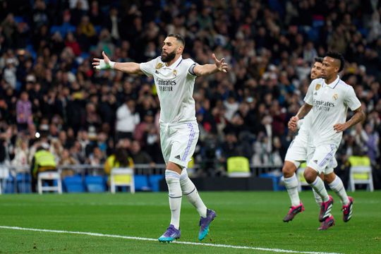 🎥 | Wereldkampioen Real Madrid in LaLiga dik langs hekkensluiter Elche, Karim Benzema passeert Raúl