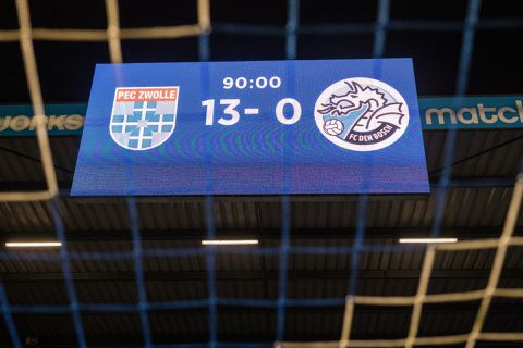 FC Den Bosch schaamt zich diep na recordnederlaag: 'Wij zijn niet betaald voetbal waardig'