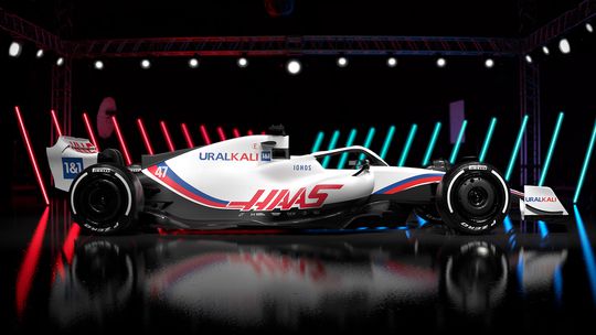 Dit is de eerste Formule 1-auto voor 2022: Haas rijdt in het wit/zwart/rood