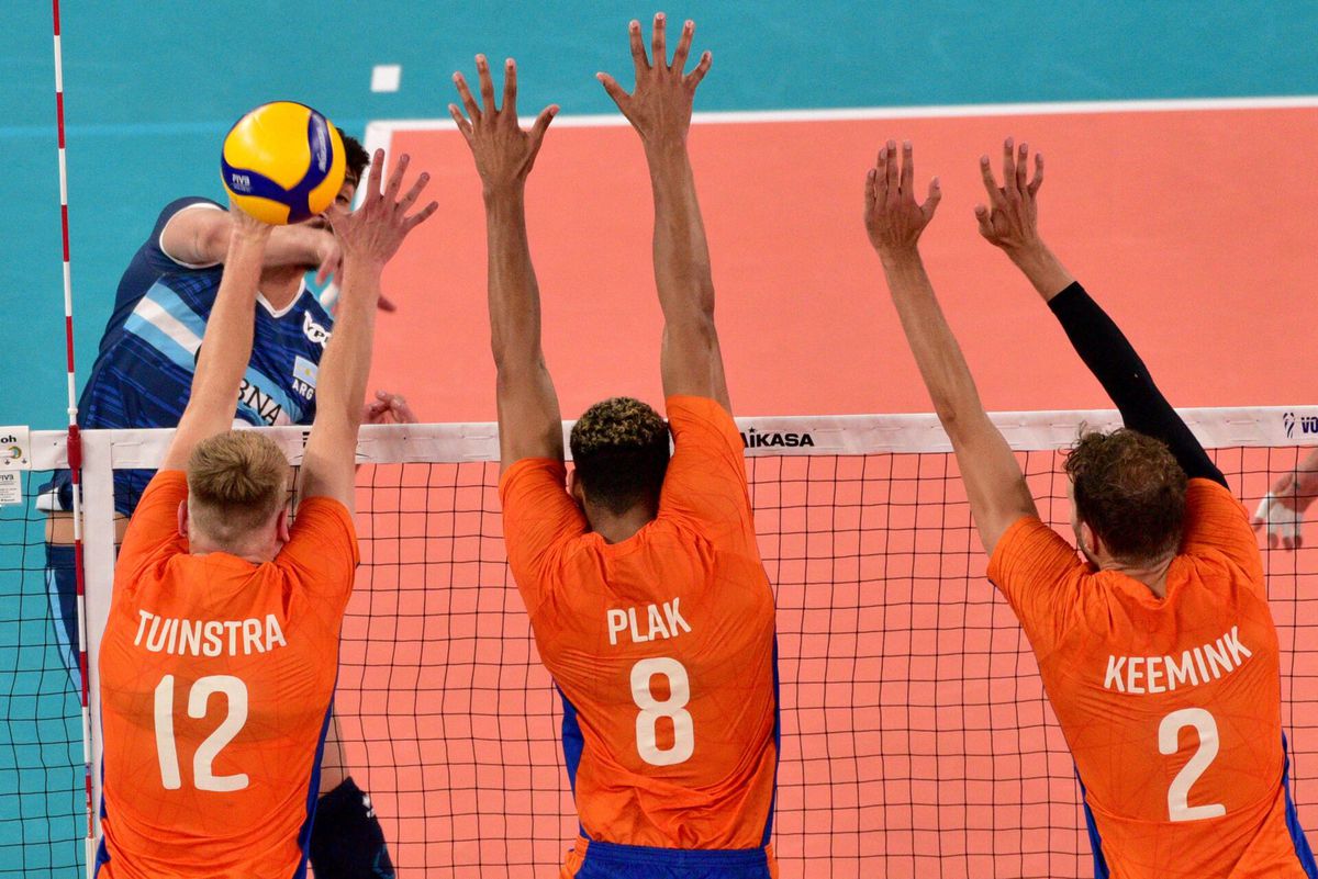 Nederlandse volleyballers winnen bij WK verrassend van Argentinië