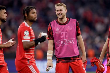 De Ligt mag net als Frimpong en Bakker starten bij Bayern-Leverkusen, Gravenberch bankie