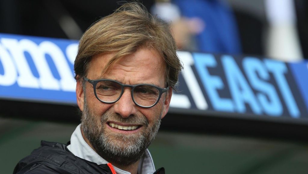 Klopp heeft fittie met Raymond Verheijen: 'Wie heeft dit verzonnen?'