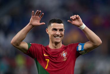 Cristiano Ronaldo wil na WK-record niet praten over vertrek bij Manchester United: 'Kon mijn ploeg helpen'