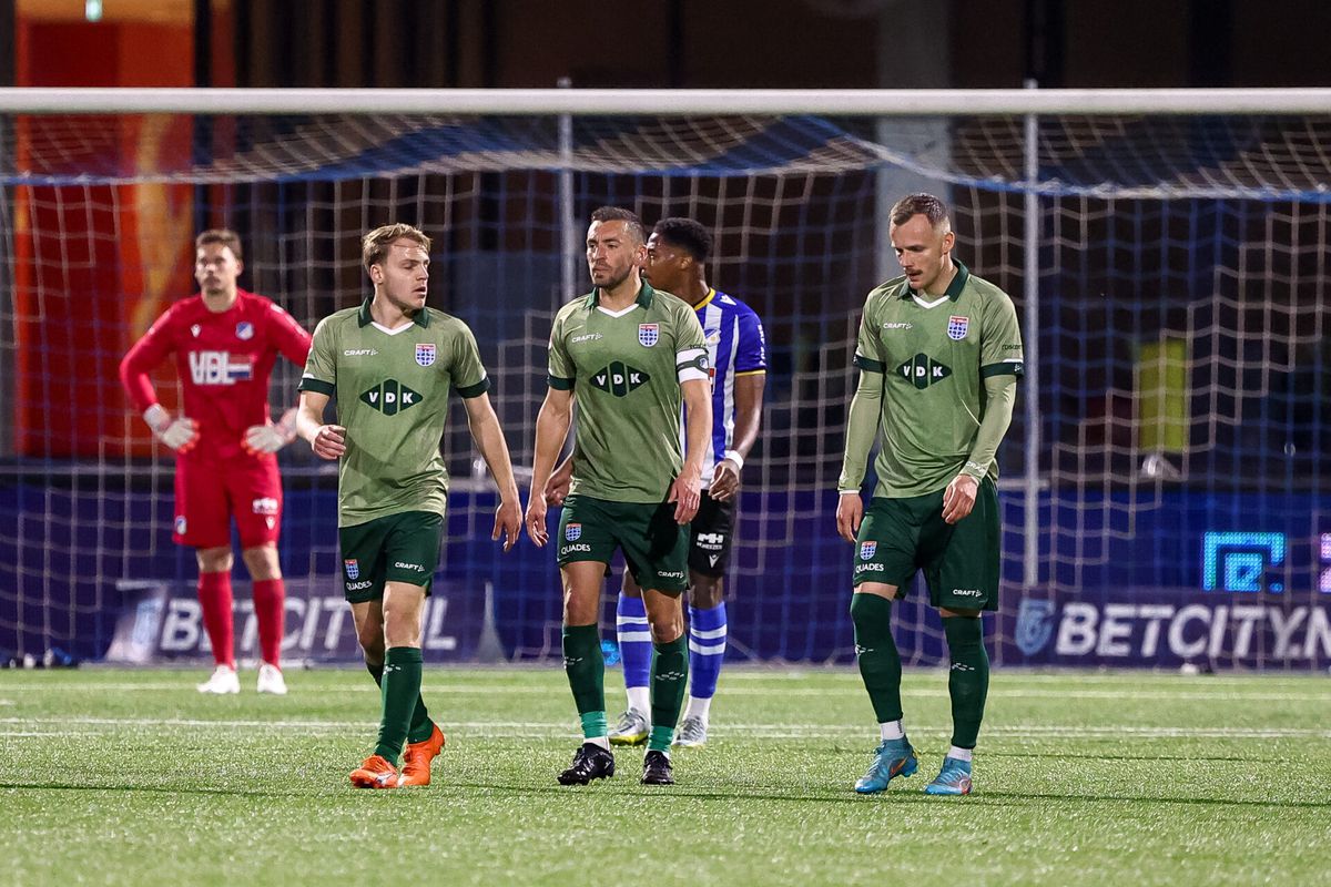 PEC Zwolle moet nog even wachten op promotie door nederlaag bij FC Eindhoven