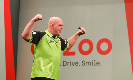 🎥 | Michael van Gerwen gooit 9-DARTER in Players Championship Finals
