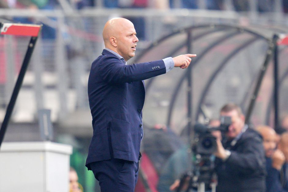 Feyenoordfans opgelet: je kan slapen in Arne Slots appartement