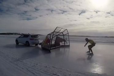Nuis schaatst 93 (!) kilometer per uur en heeft wereldrecord te pakken (video)