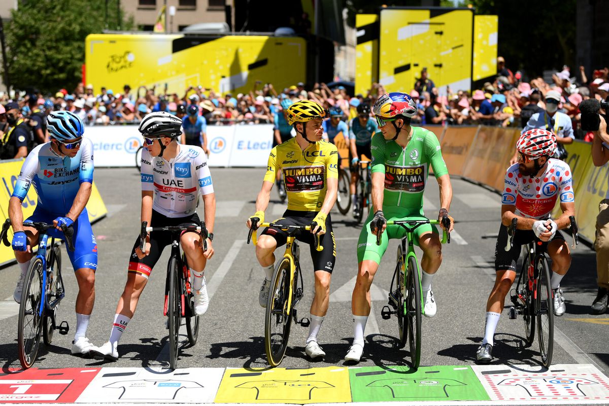De Tour de France gaat na rustdag weer van start met etappe 16: op naar de Pyreneeën
