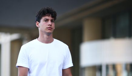 F2-coureur Cem Bolukbasi moet boete betalen nadat zijn vader loopt te ruziën in de paddock