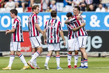 Willem II verplettert Olympique Lyonnais in doelpuntrijk oefenduel