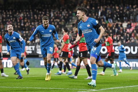 Mooi! Emotionele Olivier Boscagli helpt PSV aan NEC-overwinning na jaar vol blessureleed