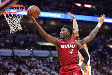 🎥​ | Miami Heat plaatst zich voor 2e ronde play-offs NBA