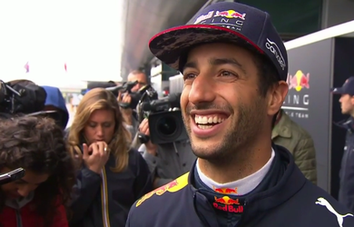Ricciardo reageert op 'middelvinger' naar Grosjean: 'Romain en ik zijn weer lief voor elkaar'