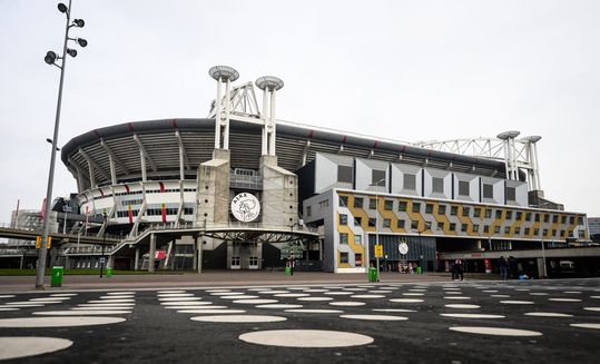Ajax laat de Mercedes-Benz links liggen en maakt pikante overstap naar nieuwe bolides