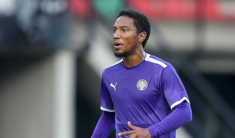 Sparta haalt 14-voudig international Jonathan de Guzmán binnen