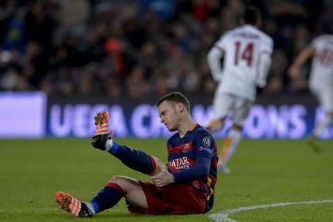 Oud-Ajacied Vermaelen stopt per direct met voetballen en heeft meteen nieuwe klus