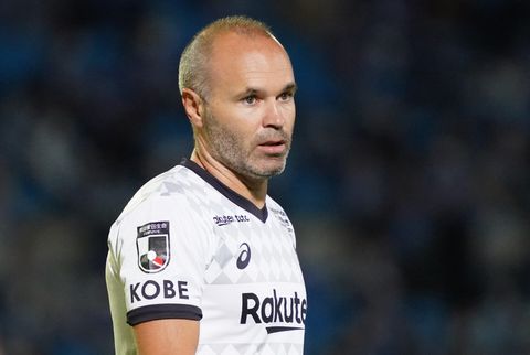 Japanse club wil standbeeld van Andrés Iniesta voor het stadion plaatsen