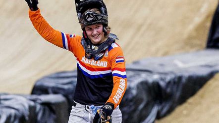 Prachtige zege BMX'ster Laura Smulders in Papendal