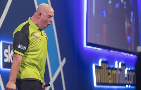Van Gerwen en Van der Voort krijgen nog een trap na: 'Dat was niet zo slim, hè?'