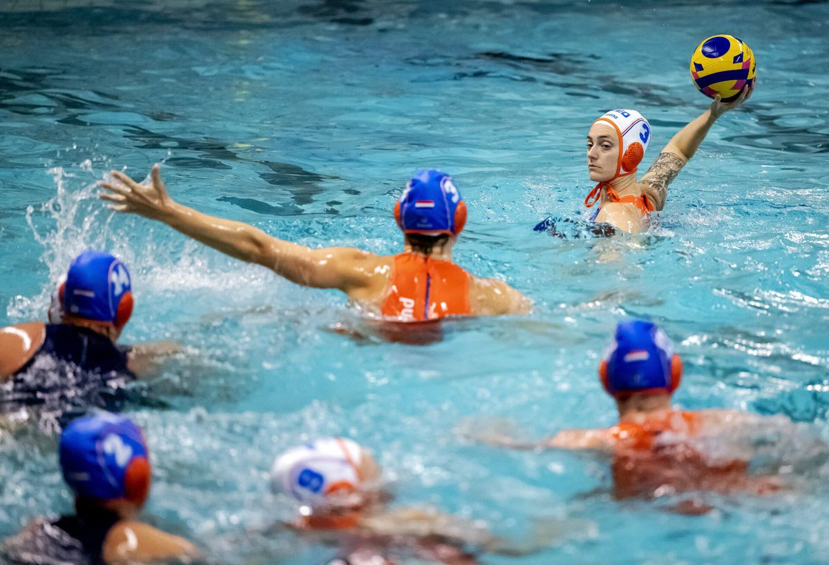 Nederlandse waterpolosters slaan dubbelslag: WK-finale én ticket voor Olympische Spelen