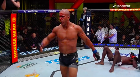 🎥 | Winnende UFC'er Rodrigues vocht partij uit met gapend gat in zijn hoofd