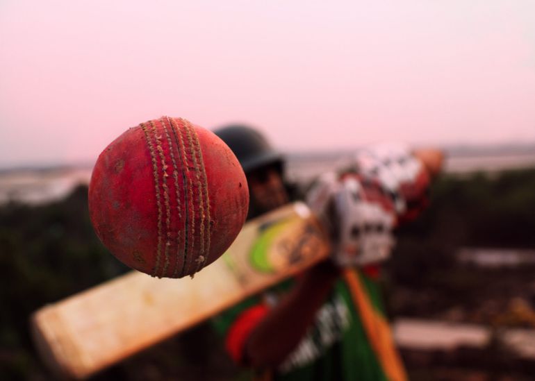 Leuk potje cricket? 'Sport blijkt in Engeland racistisch en seksistisch'