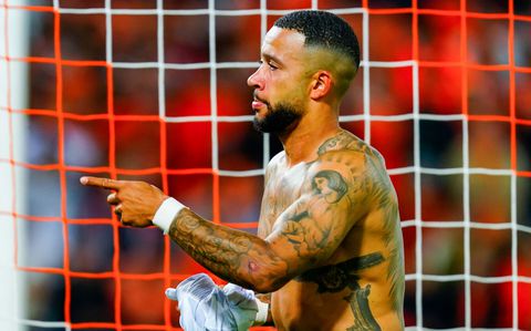 'Barcelona en Juventus onderhandelen over Memphis Depay'