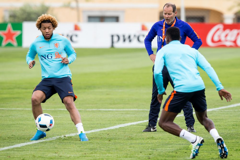 Vilhena traint mee met wisselspelers Oranje