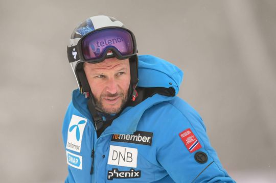 Skilegende Svindal ziet landgenoot Jansrud droomafscheid 'verknallen' op WK skiën (video)