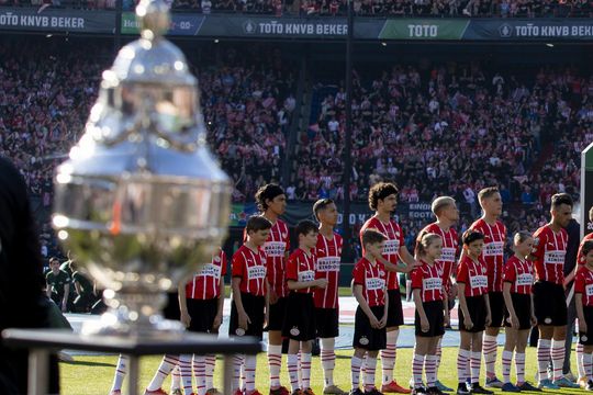 Wow! Zo lang geleden stond de traditionele top 3 samen in de halve finale van de beker