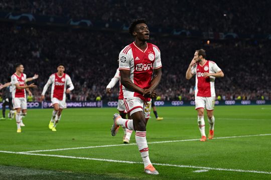 Tijd voor revanche! Hier en op dit tijdstip kijk je LIVE naar Ajax in het uitduel met Napoli